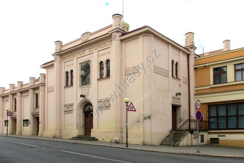 Dusíkovo divadlo Dusíkovo divadlo